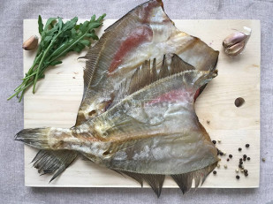 Рыцарское мясо утка: Камбала ёрш (Мурманская) вяленая