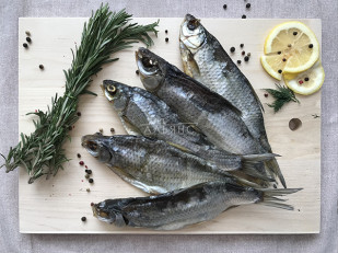 Рыцарское мясо курица: Вобла вяленая астраханская крупная