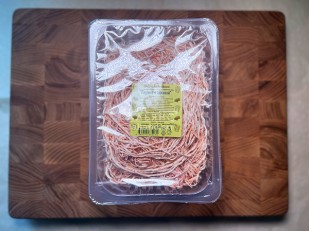 Сыр 1 кг ГОРНЫЙ СЫРОВАР (Бочата копчёный): Сыр Чечил паутинка (аджика)  500 гр.