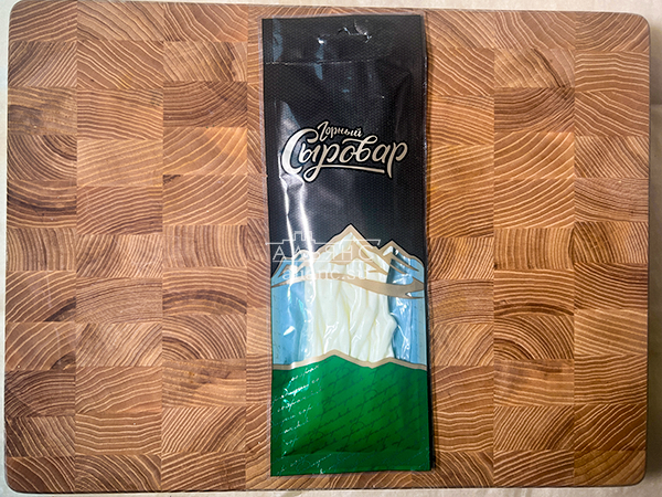 Сыр 60 гр ГОРНЫЙ СЫРОВАР (Нити) в Калининграде