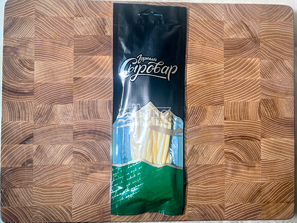 Сыр 60 гр ГОРНЫЙ СЫРОВАР (Нити копчёные) в Калининграде