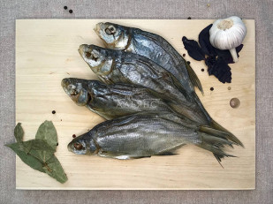 Рыцарское мясо утка: Густера вяленая