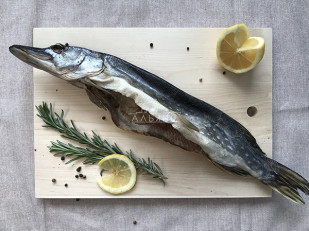 Семечки: Щука вяленая