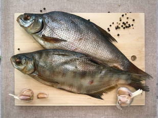 Рыцарское мясо утка: Лещ цимлянский вяленый